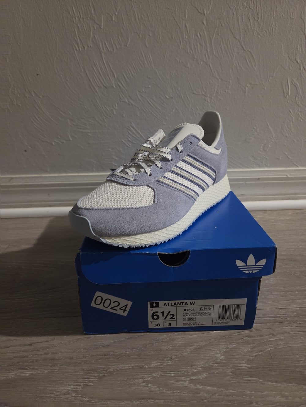 adidas Women's Sneakers in White and Light Gray